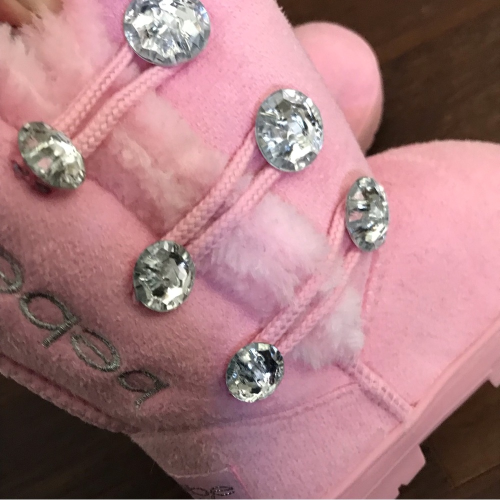 Bebe Girl's Fur Lined Winter Boot with Rhinestone Details NWT